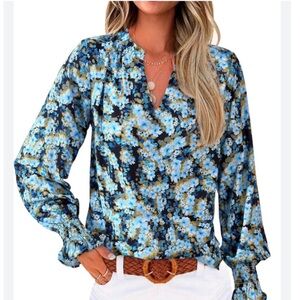 NWT - MASCOMODA Womens V Neck Floral Long Sleeve Top - Size Medium